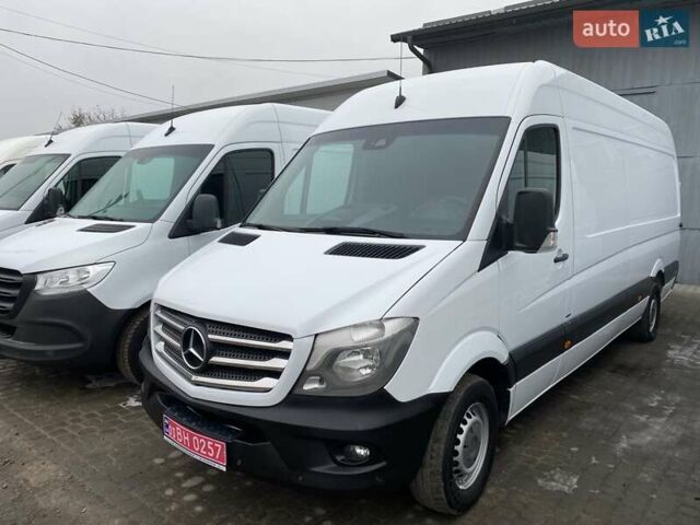 Белый Мерседес Sprinter, объемом двигателя 2.1 л и пробегом 255 тыс. км за 17500 $, фото 3 на Automoto.ua