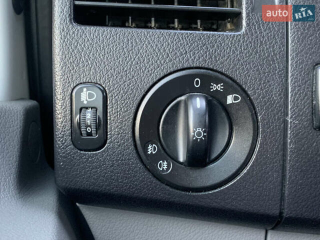 Белый Мерседес Sprinter, объемом двигателя 3 л и пробегом 310 тыс. км за 27990 $, фото 21 на Automoto.ua