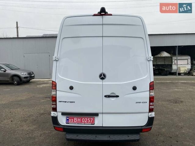 Белый Мерседес Sprinter, объемом двигателя 2.1 л и пробегом 255 тыс. км за 17500 $, фото 6 на Automoto.ua