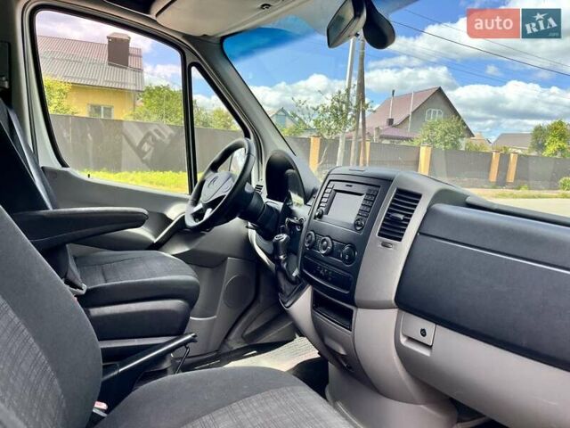 Белый Мерседес Sprinter, объемом двигателя 2.2 л и пробегом 385 тыс. км за 23638 $, фото 23 на Automoto.ua