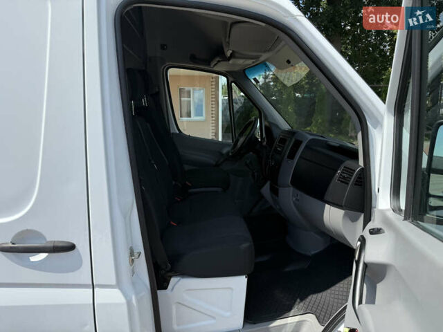 Білий Мерседес Sprinter, об'ємом двигуна 2.14 л та пробігом 331 тис. км за 18900 $, фото 11 на Automoto.ua