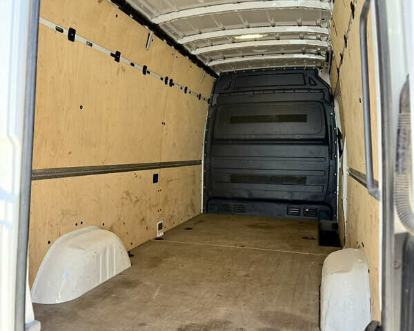 Белый Мерседес Sprinter, объемом двигателя 3 л и пробегом 245 тыс. км за 32000 $, фото 10 на Automoto.ua