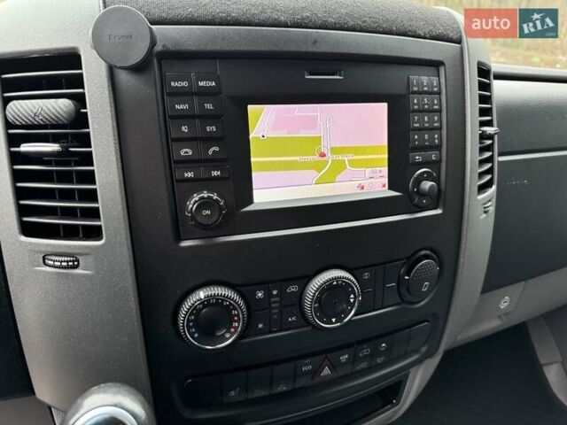 Белый Мерседес Sprinter, объемом двигателя 2.14 л и пробегом 420 тыс. км за 17800 $, фото 27 на Automoto.ua