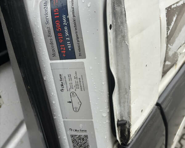 Белый Мерседес Sprinter, объемом двигателя 2.2 л и пробегом 570 тыс. км за 6500 $, фото 11 на Automoto.ua