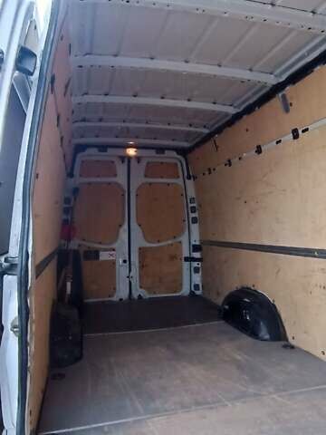 Белый Мерседес Sprinter, объемом двигателя 2.14 л и пробегом 460 тыс. км за 16900 $, фото 13 на Automoto.ua