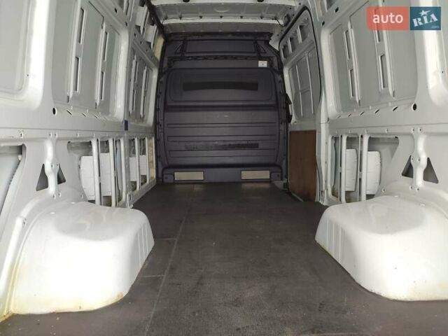 Белый Мерседес Sprinter, объемом двигателя 0 л и пробегом 291 тыс. км за 28900 $, фото 42 на Automoto.ua