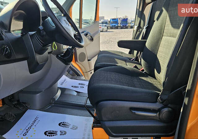 Белый Мерседес Sprinter, объемом двигателя 2.2 л и пробегом 182 тыс. км за 18900 $, фото 37 на Automoto.ua
