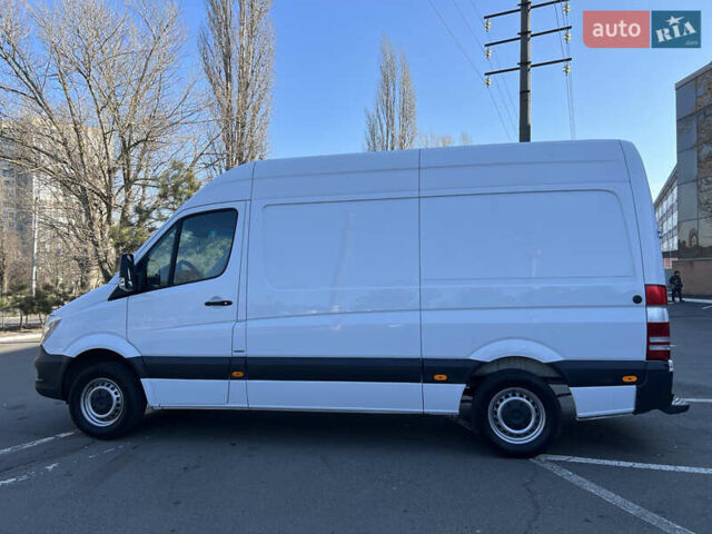 Белый Мерседес Sprinter, объемом двигателя 2.14 л и пробегом 378 тыс. км за 17399 $, фото 6 на Automoto.ua