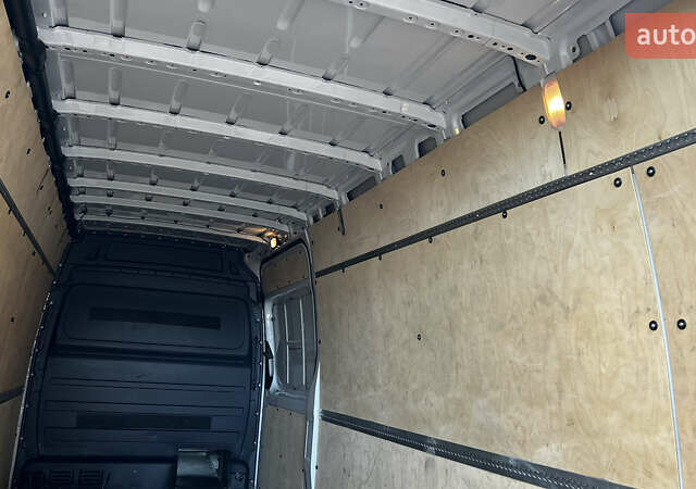 Белый Мерседес Sprinter, объемом двигателя 0 л и пробегом 408 тыс. км за 24000 $, фото 21 на Automoto.ua