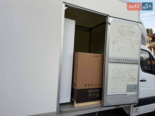 Белый Мерседес Sprinter, объемом двигателя 2.14 л и пробегом 331 тыс. км за 21500 $, фото 13 на Automoto.ua