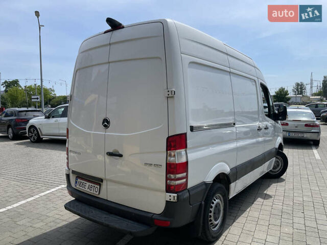 Білий Мерседес Sprinter, об'ємом двигуна 2.2 л та пробігом 221 тис. км за 18500 $, фото 2 на Automoto.ua