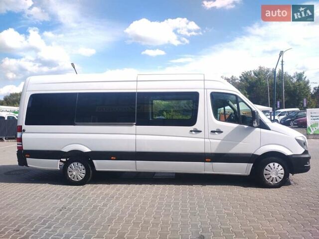 Білий Мерседес Sprinter, об'ємом двигуна 0 л та пробігом 326 тис. км за 13800 $, фото 7 на Automoto.ua