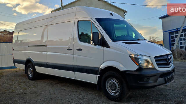 Белый Мерседес Sprinter, объемом двигателя 3 л и пробегом 170 тыс. км за 27500 $, фото 2 на Automoto.ua