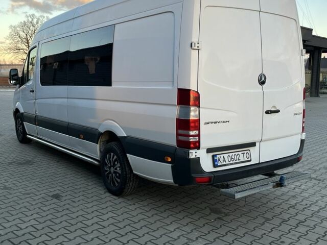 Білий Мерседес Sprinter, об'ємом двигуна 2.1 л та пробігом 320 тис. км за 25000 $, фото 5 на Automoto.ua
