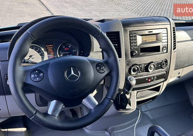 Белый Мерседес Sprinter, объемом двигателя 0 л и пробегом 287 тыс. км за 20850 $, фото 37 на Automoto.ua