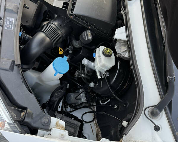 Белый Мерседес Sprinter, объемом двигателя 2.14 л и пробегом 331 тыс. км за 21500 $, фото 35 на Automoto.ua