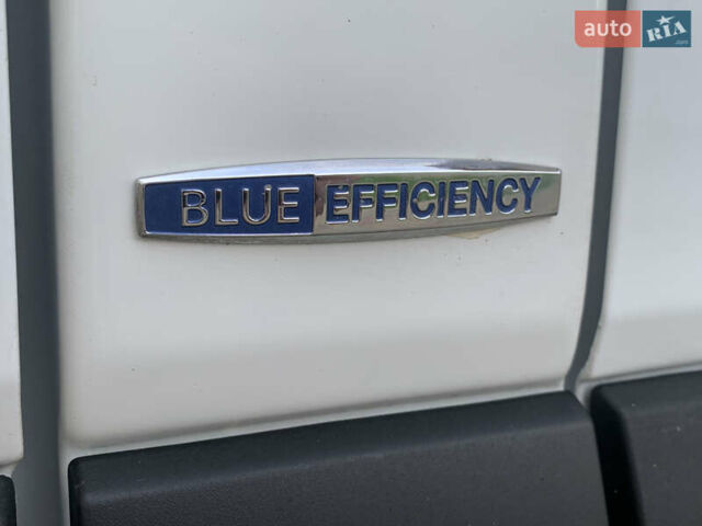 Белый Мерседес Sprinter, объемом двигателя 3 л и пробегом 310 тыс. км за 27990 $, фото 40 на Automoto.ua