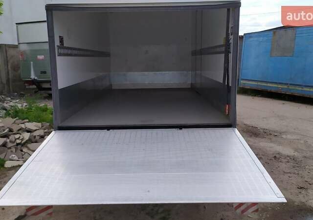 Белый Мерседес Sprinter, объемом двигателя 2.2 л и пробегом 322 тыс. км за 20350 $, фото 17 на Automoto.ua