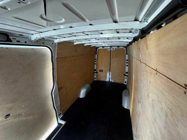 Білий Мерседес Sprinter, об'ємом двигуна 2.2 л та пробігом 316 тис. км за 14999 $, фото 3 на Automoto.ua