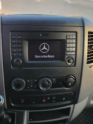 Белый Мерседес Sprinter, объемом двигателя 2.14 л и пробегом 378 тыс. км за 17399 $, фото 13 на Automoto.ua