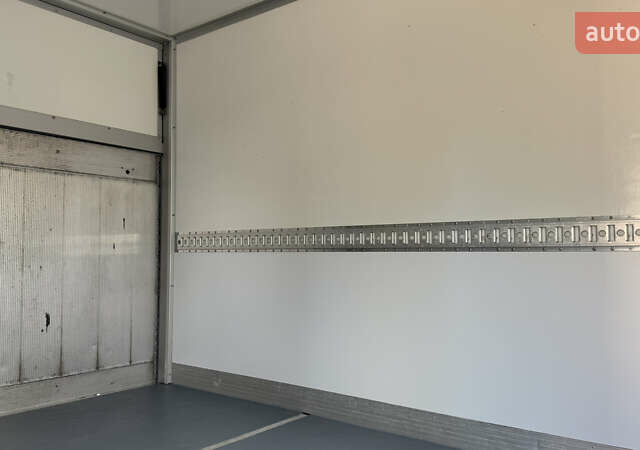 Белый Мерседес Sprinter, объемом двигателя 2.2 л и пробегом 275 тыс. км за 21900 $, фото 35 на Automoto.ua