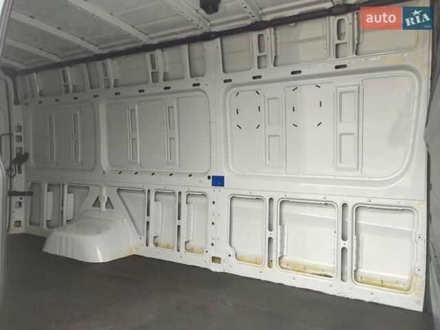 Белый Мерседес Sprinter, объемом двигателя 0 л и пробегом 291 тыс. км за 28900 $, фото 35 на Automoto.ua