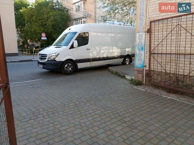 Белый Мерседес Sprinter, объемом двигателя 2.2 л и пробегом 308 тыс. км за 15500 $, фото 13 на Automoto.ua