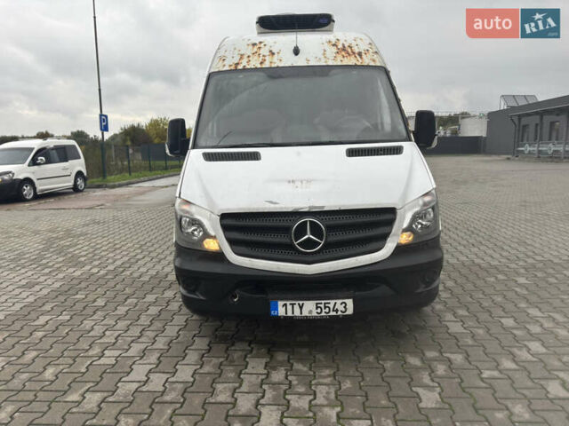 Белый Мерседес Sprinter, объемом двигателя 2.2 л и пробегом 570 тыс. км за 6500 $, фото 7 на Automoto.ua