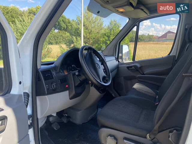 Білий Мерседес Sprinter, об'ємом двигуна 2.2 л та пробігом 296 тис. км за 22500 $, фото 14 на Automoto.ua