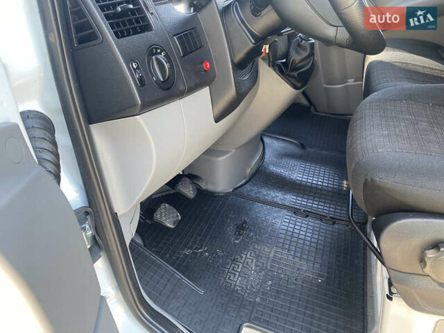 Білий Мерседес Sprinter, об'ємом двигуна 2.2 л та пробігом 296 тис. км за 22500 $, фото 17 на Automoto.ua