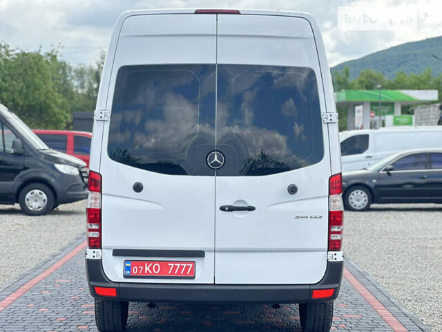 Білий Мерседес Sprinter, об'ємом двигуна 2.2 л та пробігом 265 тис. км за 19700 $, фото 5 на Automoto.ua