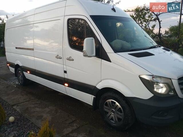 Белый Мерседес Sprinter, объемом двигателя 2.2 л и пробегом 308 тыс. км за 15500 $, фото 19 на Automoto.ua