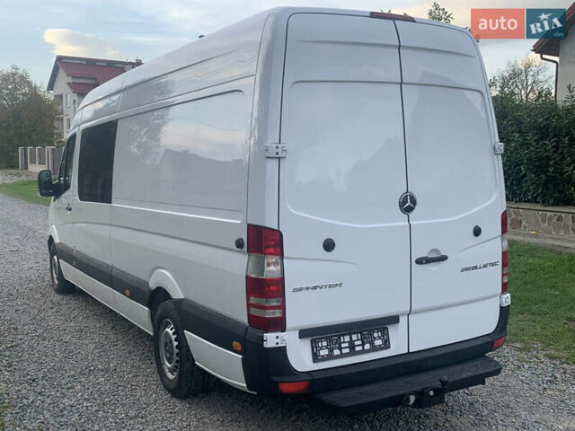 Белый Мерседес Sprinter, объемом двигателя 3 л и пробегом 310 тыс. км за 27990 $, фото 6 на Automoto.ua