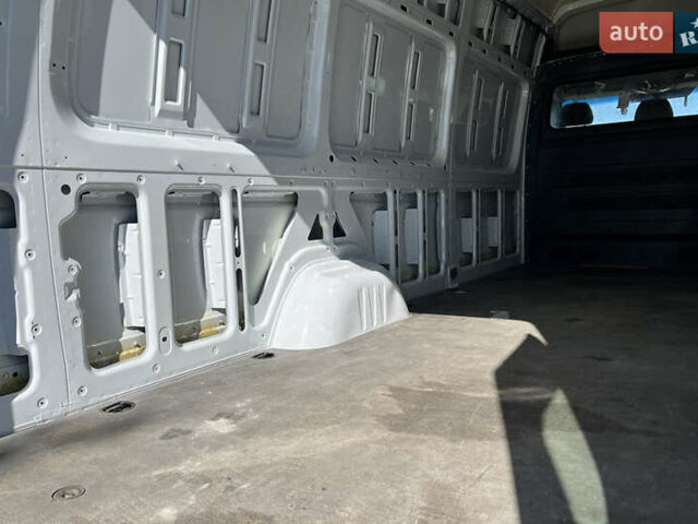 Білий Мерседес Sprinter, об'ємом двигуна 2.14 л та пробігом 430 тис. км за 37500 $, фото 8 на Automoto.ua