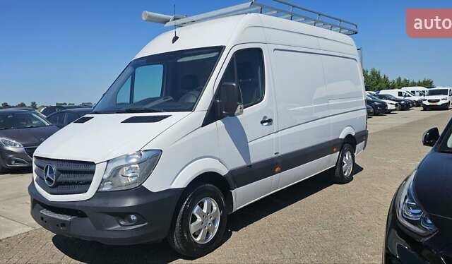 Белый Мерседес Sprinter, объемом двигателя 0 л и пробегом 262 тыс. км за 20500 $, фото 1 на Automoto.ua
