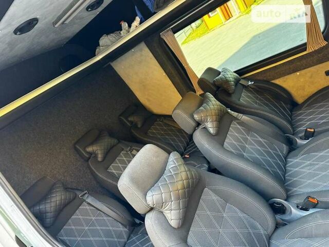 Белый Мерседес Sprinter, объемом двигателя 2.14 л и пробегом 550 тыс. км за 21000 $, фото 3 на Automoto.ua