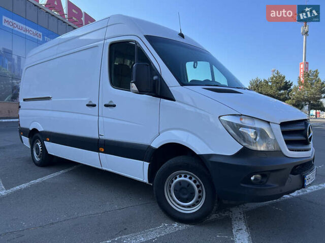 Белый Мерседес Sprinter, объемом двигателя 2.14 л и пробегом 378 тыс. км за 17399 $, фото 1 на Automoto.ua