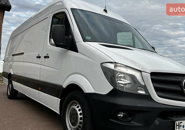 Белый Мерседес Sprinter, объемом двигателя 0 л и пробегом 408 тыс. км за 24000 $, фото 3 на Automoto.ua