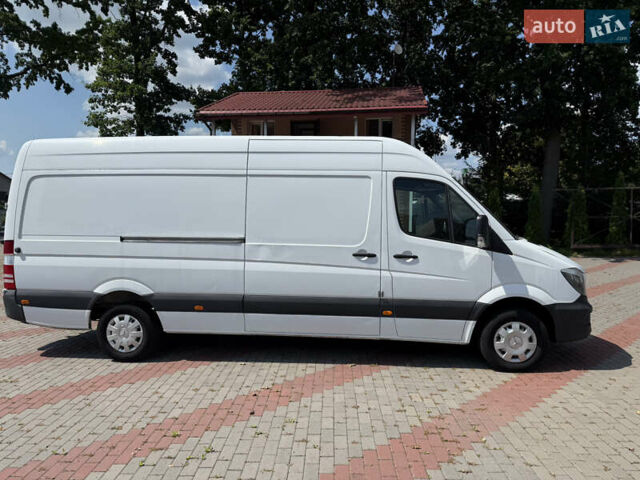 Білий Мерседес Sprinter, об'ємом двигуна 2.14 л та пробігом 331 тис. км за 18900 $, фото 1 на Automoto.ua