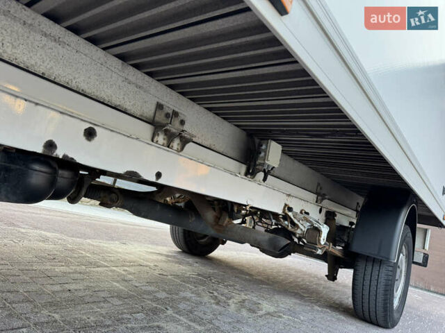 Белый Мерседес Sprinter, объемом двигателя 2.14 л и пробегом 331 тыс. км за 21500 $, фото 18 на Automoto.ua