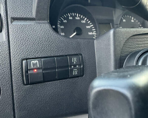 Белый Мерседес Sprinter, объемом двигателя 2.14 л и пробегом 331 тыс. км за 21500 $, фото 23 на Automoto.ua