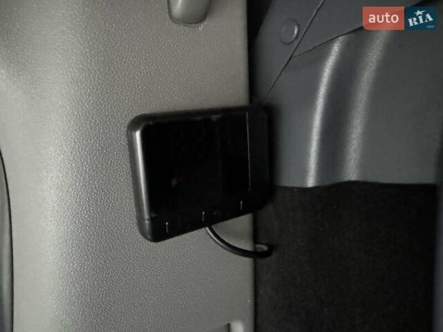 Белый Мерседес Sprinter, объемом двигателя 2.1 л и пробегом 420 тыс. км за 19500 $, фото 35 на Automoto.ua