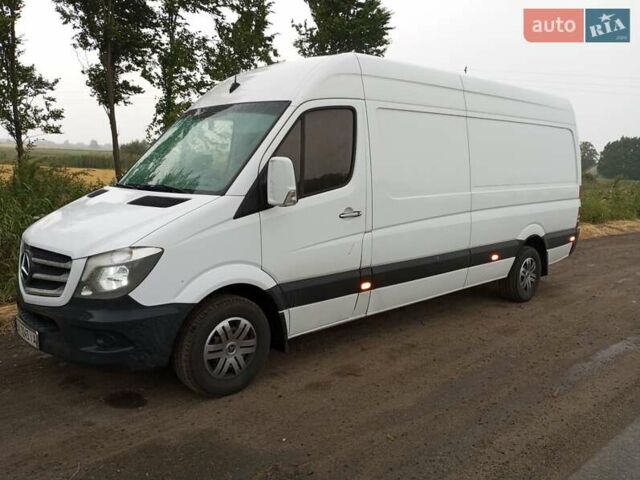 Белый Мерседес Sprinter, объемом двигателя 2.2 л и пробегом 308 тыс. км за 15500 $, фото 5 на Automoto.ua