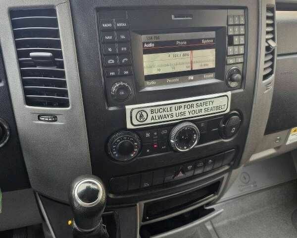 Білий Мерседес Sprinter, об'ємом двигуна 3 л та пробігом 134 тис. км за 10000 $, фото 11 на Automoto.ua