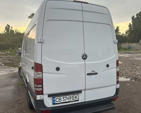 Білий Мерседес Sprinter, об'ємом двигуна 2.14 л та пробігом 235 тис. км за 19800 $, фото 1 на Automoto.ua