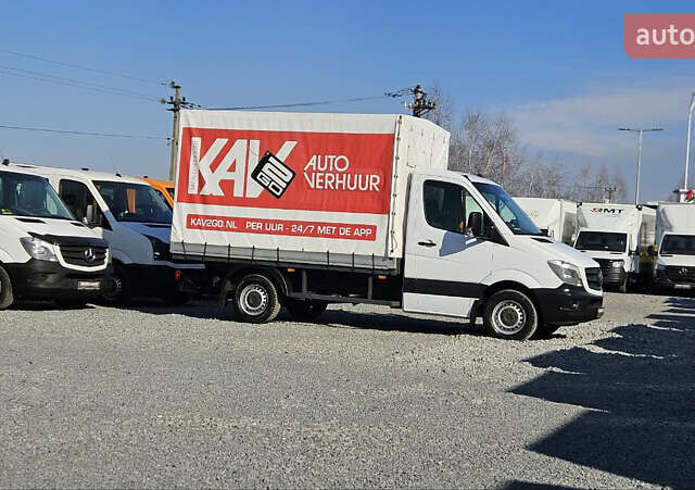 Белый Мерседес Sprinter, объемом двигателя 2.2 л и пробегом 182 тыс. км за 18900 $, фото 3 на Automoto.ua