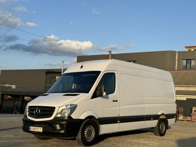 Белый Мерседес Sprinter, объемом двигателя 2.2 л и пробегом 330 тыс. км за 15900 $, фото 1 на Automoto.ua