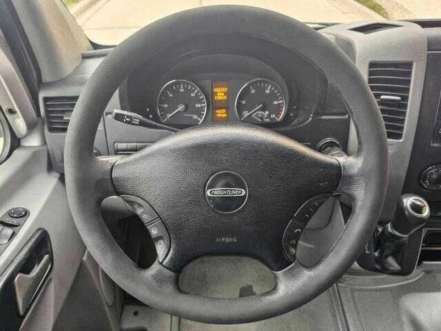 Білий Мерседес Sprinter, об'ємом двигуна 3 л та пробігом 134 тис. км за 10000 $, фото 10 на Automoto.ua