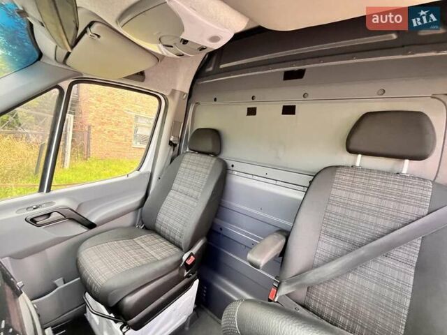 Белый Мерседес Sprinter, объемом двигателя 2.2 л и пробегом 385 тыс. км за 23638 $, фото 20 на Automoto.ua
