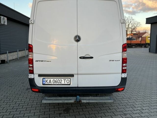 Білий Мерседес Sprinter, об'ємом двигуна 2.1 л та пробігом 320 тис. км за 25000 $, фото 6 на Automoto.ua